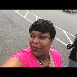 Meet your Posher, Litasha